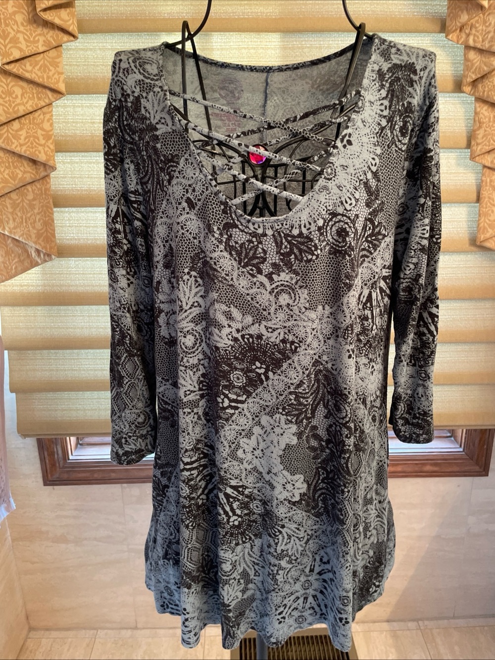 Maurices Women Green Black Print Shirt 3/4 Sleeve Long Tunic Pockets Soft Size L